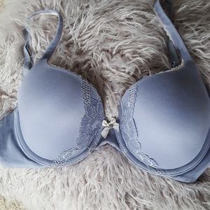 Victoria secret bra 34C
